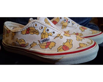 Tênis Vans Disney Winnie the Pooh VINTAGE RARO (Tamanho 6 Feminino) Item de Colecionador!