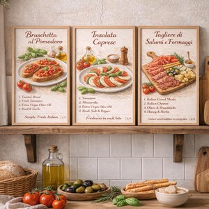 Può includere: Tre illustrazioni incorniciate di piatti italiani: Bruschetta, Insalata Caprese e Tagliere di Salumi e Formaggi. La Bruschetta presenta pane tostato con pomodori. La Caprese mostra pomodori e mozzarella. Il Tagliere mostra salumi e formaggi.