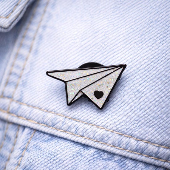 Paper Airplane Enamel Pin with Heart - Origami Plane Minimal Pin for Jackets, Bags & Gifts
