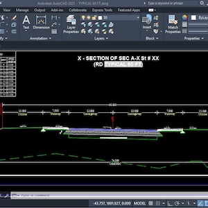 Peut inclure: Un dessin technique d'une coupe transversale de route, intitulé "X - SECTION OF SEC A-X St # XX", avec des dimensions en pieds. Le dessin comprend des quantités de conception et divers éléments routiers, sur fond noir.