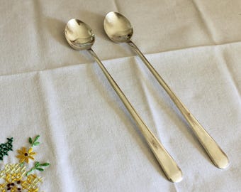 Zestaw 2 łyżeczek do herbaty mrożonej z kolekcji EPNS Sheffield England, platerowanych srebrem, 7,5 cala