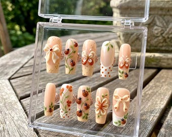 Uñas postizas de mariquita / Uñas postizas de mariposa adorables / Uñas postizas con lazo 3D / Uñas estilo ataúd Cottagecore / Uñas acrílicas estilo jardín de verano