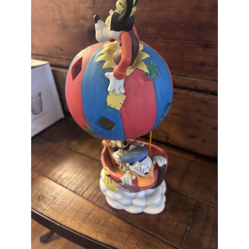 Enesco Disney sällsynt dekor Musse Pigg luftballong Kalle Långben Keramiklampa bild 1
