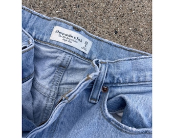 Abercrombie & Fitch Jeans rectos de tiro alto estilo años 90, lavado claro, talla 28, 6L