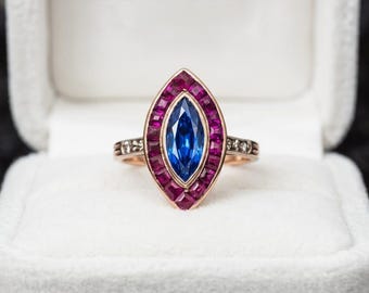 Elegante anello in argento sterling placcato oro 18 carati con pietre preziose multiple incise, anello nuziale unico da donna con rubino, zaffiro e moissanite