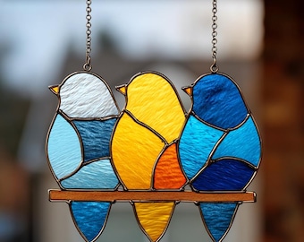 Padrão de pássaros em vitral em um galho, modelo moderno para apanhador de sol (download digital)