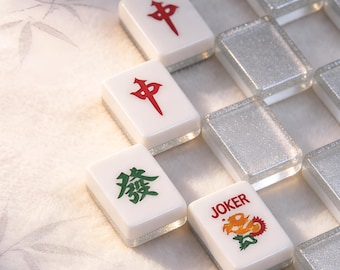 Juego de fichas de mahjong grabadas, acrílico cristalino blanco plateado (preventa)