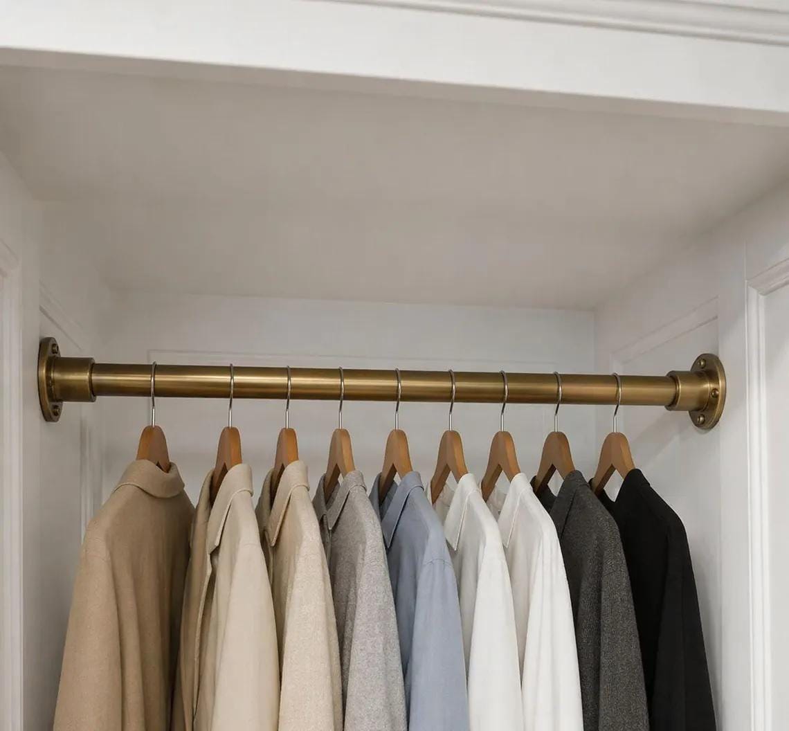 Schrank hängen
