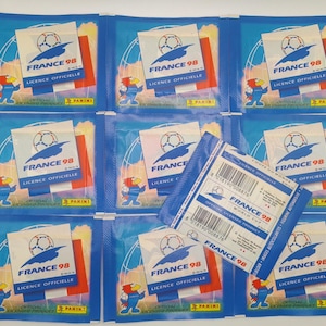 BOÎTE SCELLÉE DE 100 pochettes Panini World Cup France 98 - WM 1998 BOÎTE SCELLÉE DE 100 pochettes Panini World Cup France 98 - WM 1998