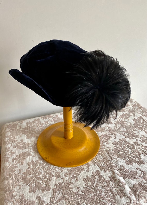 Chic 1930s 40s Deep Blue Velvet Tilt Hat,Fascinat… - image 3