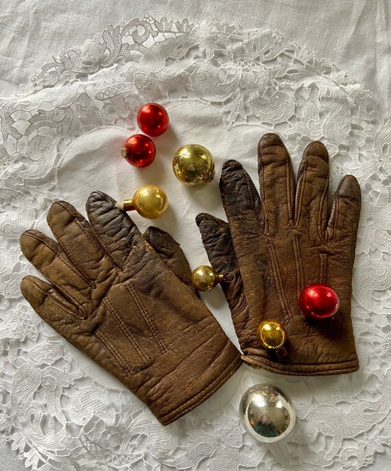 Edwardian childs gloves, young girls warm gloves,… - image 2