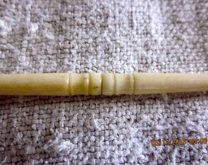 Vintage Crochet Hook Unusual Two Hooks in One Bone Crochet Etsy