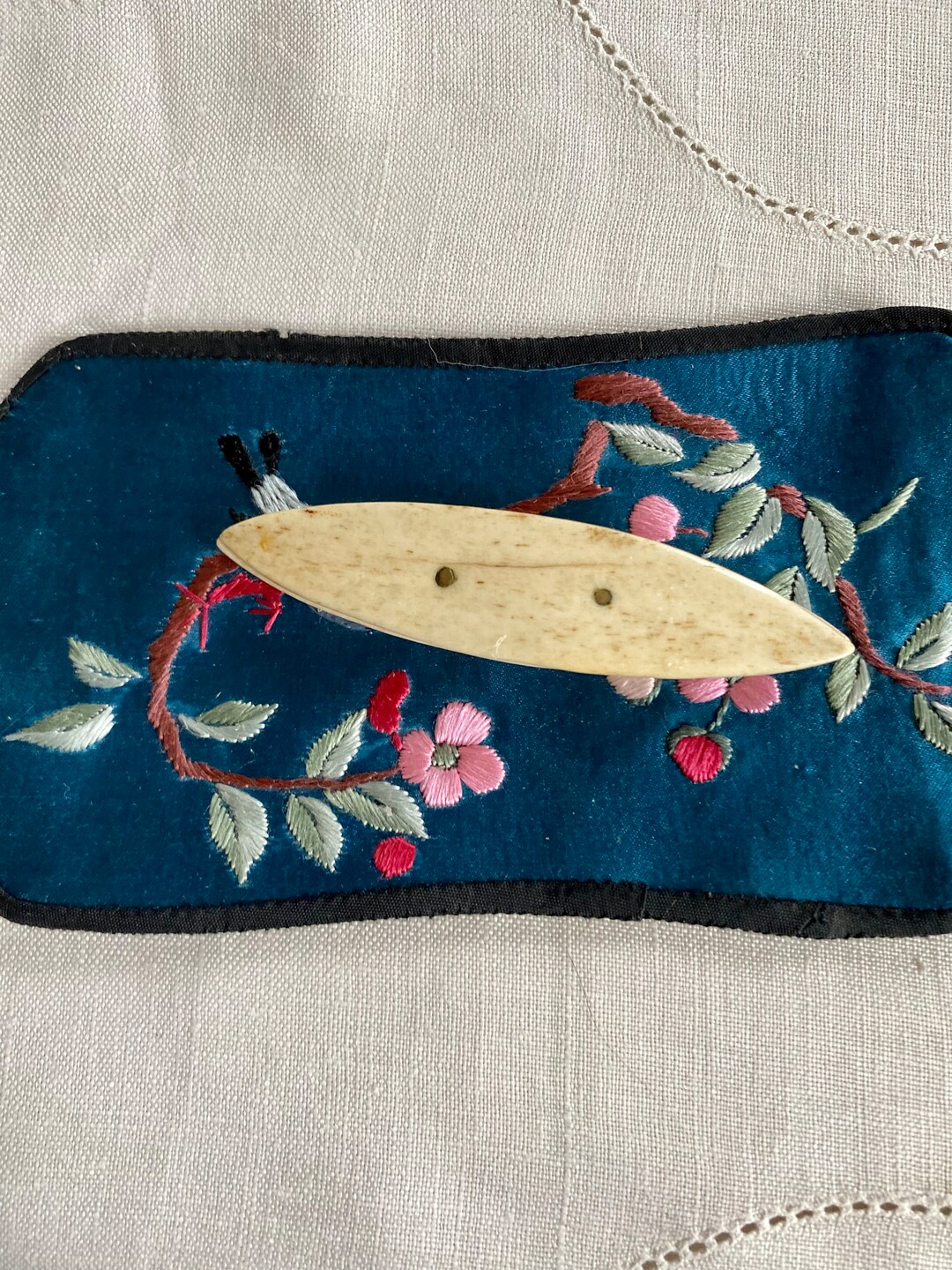 Vintage Victorian Bone Tatting Shuttle,lace Making Tools, Frivolet Lace