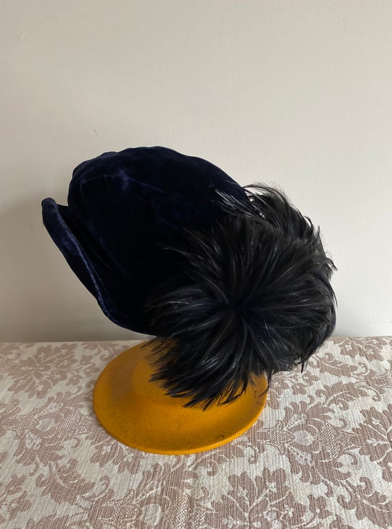 Chic 1930s 40s Deep Blue Velvet Tilt Hat,Fascinat… - image 1
