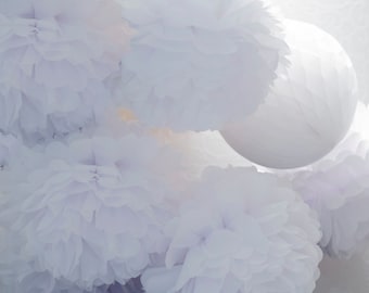 White 15 mixed sizes tissue paper Pom Poms set | Wedding pom poms | Wedding decor
