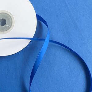 Paradeblue doppelseitiges Satinband ganze Rolle 25m 6 /12mm königsblau Geschenkband Band hellblau Geschenkband Dekoration Verpackung