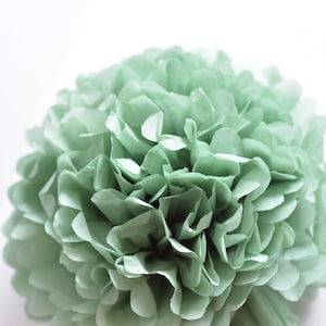 Paper pom pom in Dusty green | Sage Green paper flowers | Rustic wedding decor | Beach wedding decor | Party decoration