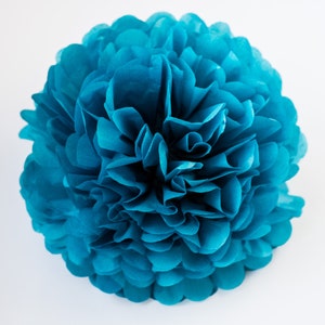 Teal Paper Pom Poms, 6 inch, 8 count – BirthdayDirect