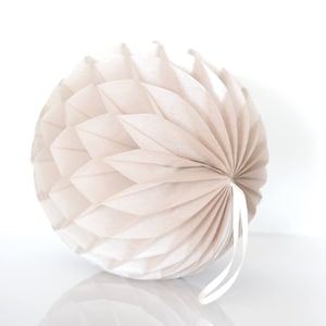 Champagne Honeycomb Ball: Shimmer Neutral Party Decoration