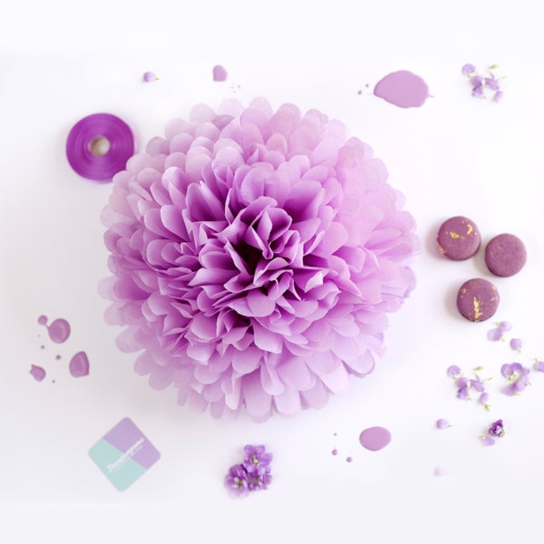 Lilac paper pom pom party decoration in various sizes violet paper flowers for Baby shower, boho wedding, Bridal shower, birthday decor