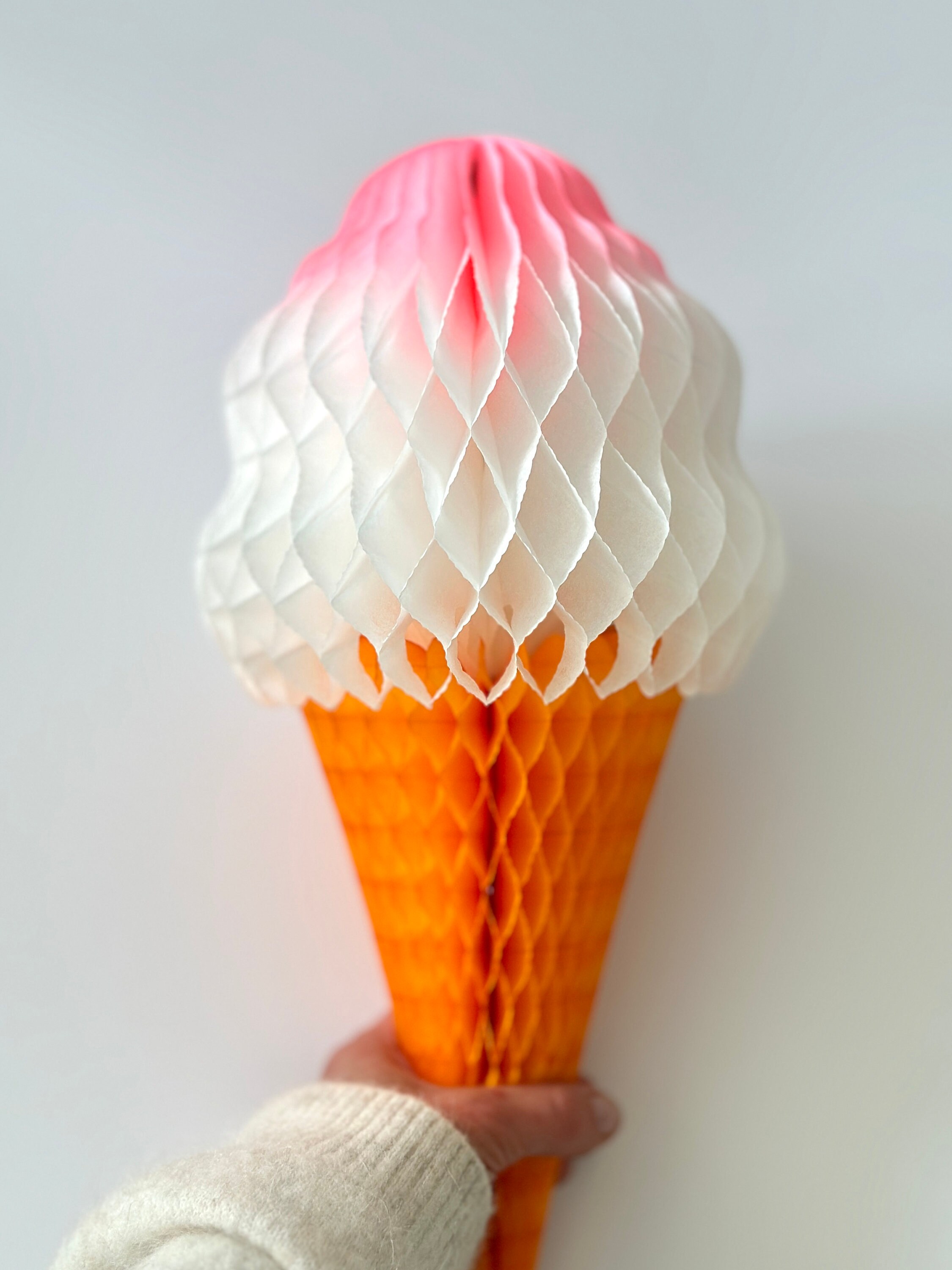 ペーパーハニカムアイスクリームコーン：38 cmパーティー