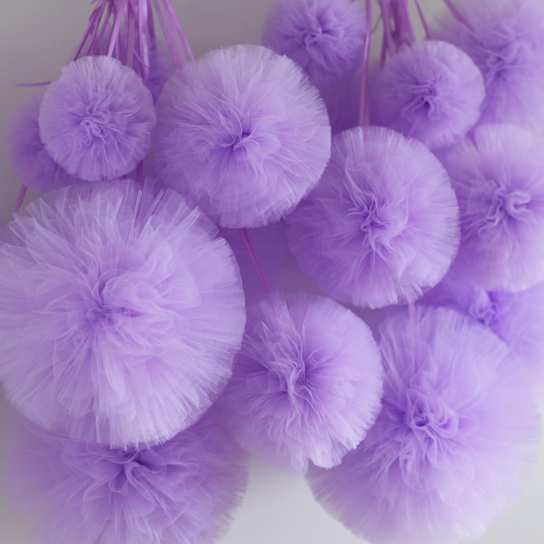 Set of 10 mixed size custom color tulle pom poms party set