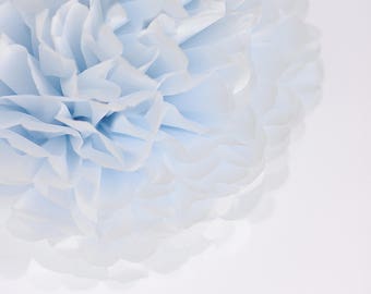 Paper pom pom Breeze / pale blue | Wedding decoration | Wedding isle decor | Paper flowers