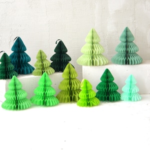 Green paper honeycomb Christmas tree for home, office, classroom holiday decorations house warming gift forest birthday party theme decor