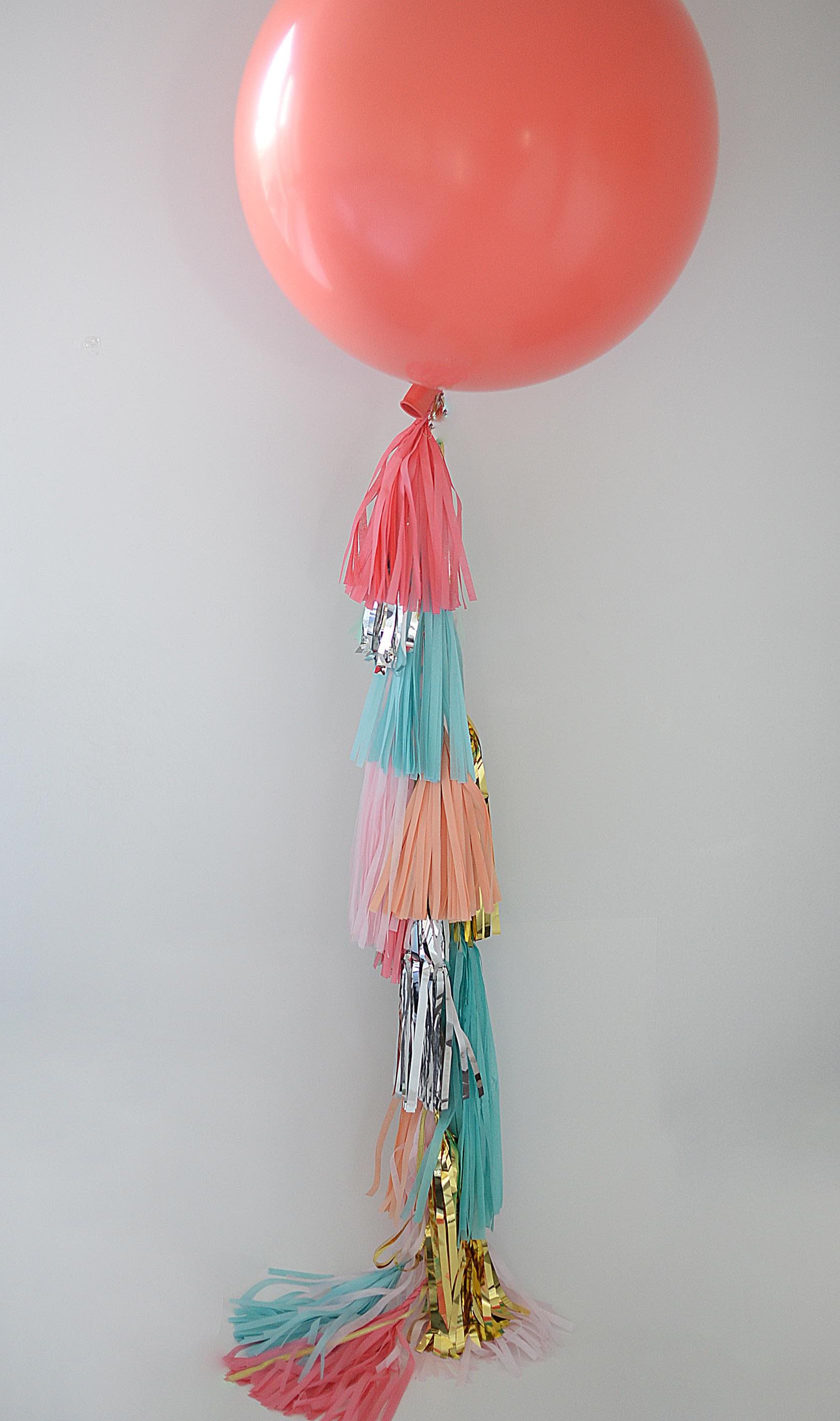 Tassel Tail Fringe for Bag Balloon DIY How To – Pretty Little Party Shop