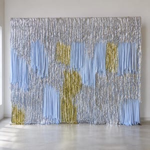 Metallic Fringe Streamer Wall Backdrop | Gold Silver Party Photo Booth Decor | Reusable Wedding Birthday Bachelorette Backdrop