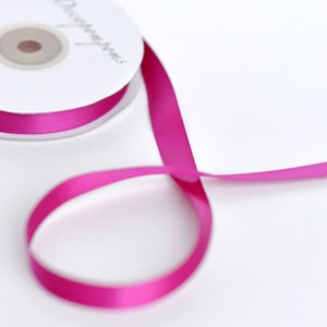 Fuchsia Pinkes Satinband, 25 m Rolle, 6mm/12mm Breite, leuchtendes Satinband, Geschenkverpackung und Dekoration
