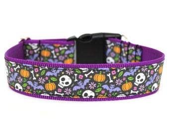 Collare per cani viola di Halloween, collare per cani con teschio, collare per cani con zucca e pipistrello, accessorio spettrale per l'autunno per cani