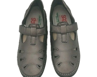 SAS Tripad Comfort, Roamer Slip-on Loafer Mary Jane Style Silver Size 8 N