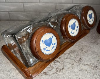 Vtg Glass 3 Canister Set Blue Heart Wood Top Counter Rack Farmhouse Kitchen
