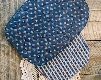 Set of 5 Vintage Blue Floral Quilted Placemats | Reversible Cottage Kitchen Linens