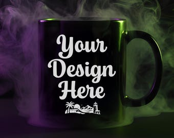 Mockup di tazza di Halloween, mockup di tazza da caffè nera, mockup di tazza da 11 oz, fumo viola e verde spettrale, estetica gotica da strega, download digitale PNG