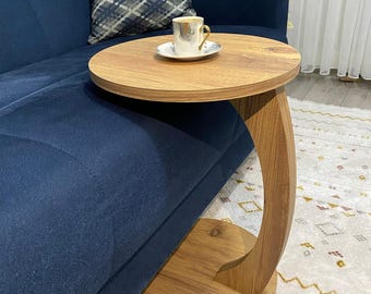 C-salontafel. Thuistafel. Verrijdbare bijzettafel woonkamer. Moderne rolbanktafel.