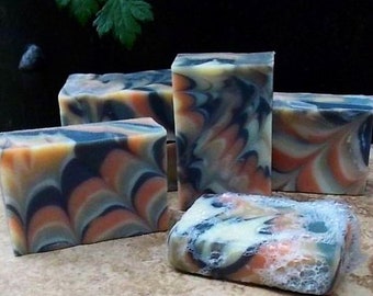 Good Earth Bar ~ Raw Earth & Herb Soap ~ Small Batch, Palm Oil Free, Plastic Free, All Natural Handmade Soap