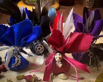 Custom Made Mojo Bag and Anointing Oil  ~ Triple Strength ~ Gris-Gris, Mojo Hand, Charm, All Natural, Handmade Magical Charm