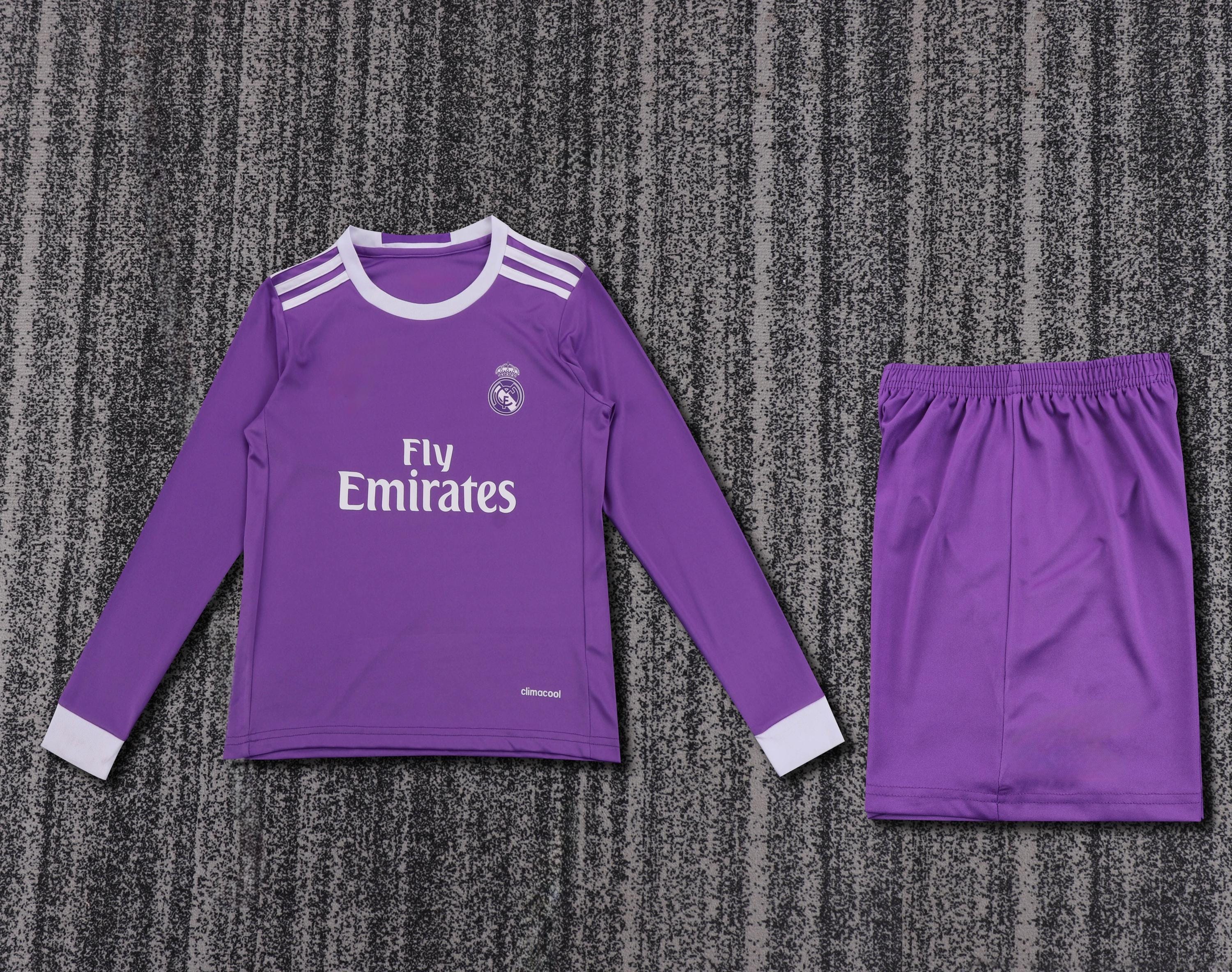 LES FANS DE FRANCE FOOTBALL: Nouveau Maillot Real Madrid 2014 2015