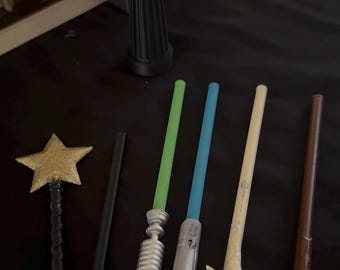 Bacchette magnetiche ispirate alla cultura pop per luci in miniatura (set)