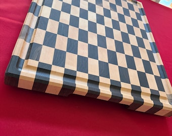 Tagliere unico in noce nero/acero duro con venature finali