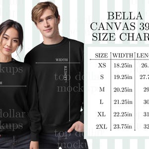 以下が含まれることがあります： 黒いスウェットシャツを着た2人、Bella Canvas 3901のサイズチャート付き。XSから2XLまで、インチで表示された幅と長さの測定値をセンチメートルに換算したチャート。