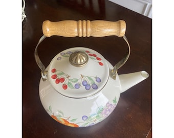 Savoir Vivre Delicioso Hervidor de Metal y Tapa Ilustración de Fruta Multicolor VTG