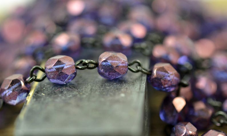 6mm Linked Bead Chain Rosary Style, 6mm Czech Purple AB Beads on Black Brass Links, 1 or 3 Feet imagem 2