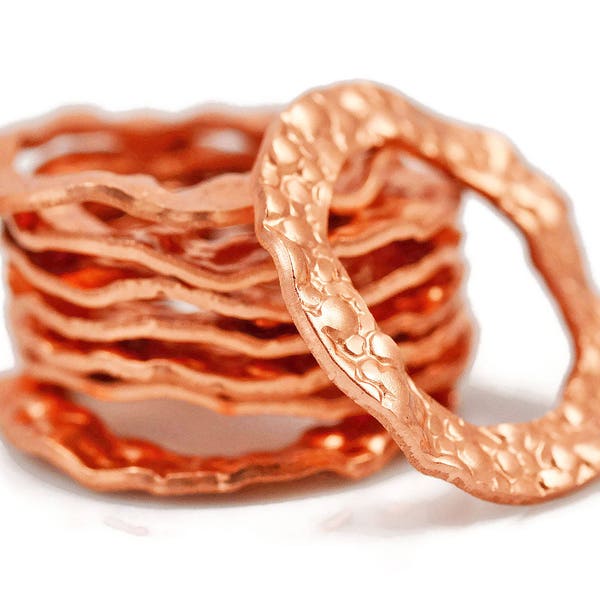 23mm Round Copper Washer - 18GA Raw Copper - Hammered Texture