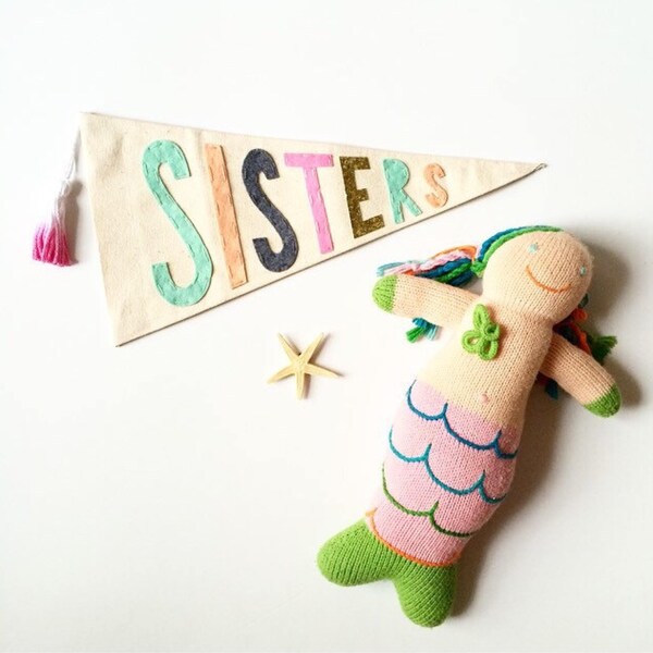 Sisters Pennant Flag - Canvas Felt Embroidered Wall Decor - Wall hanging banner - Custom Name Pennant - Nursery Decor - Modern nursery