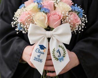 Graduation Wreath Sash, Class of 2026 Bouquet Sash, Personalized Embroidered Wreath Sash Bow, Monogram Senior Gift