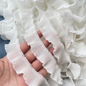 10 Meter 2,5-3,5 cm breit Weiß Chiffon Flauschig Falten Spitze Zierband DIY Bündchen Vorhang Rock Kleid Kanten Zubehör C24X993L250518C