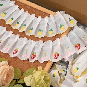 3 Meter 8 cm 3,14 "breites gelb / rosa gerüschtes Falten-Baumwollstickerei Hemd Rock Kleid Hut Einfassung Material Spitzenband N20T745L240612U